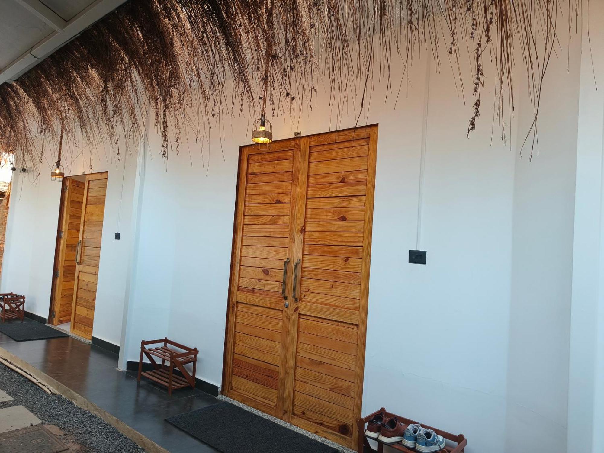 Aqua Beach Stays Ashwem มานเดรม ภายนอก รูปภาพ