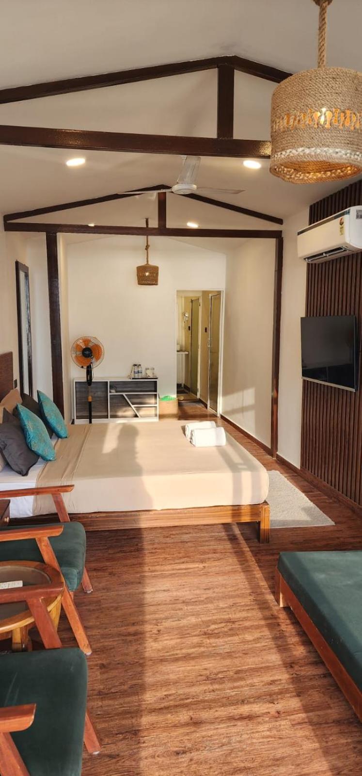 Aqua Beach Stays Ashwem มานเดรม ภายนอก รูปภาพ